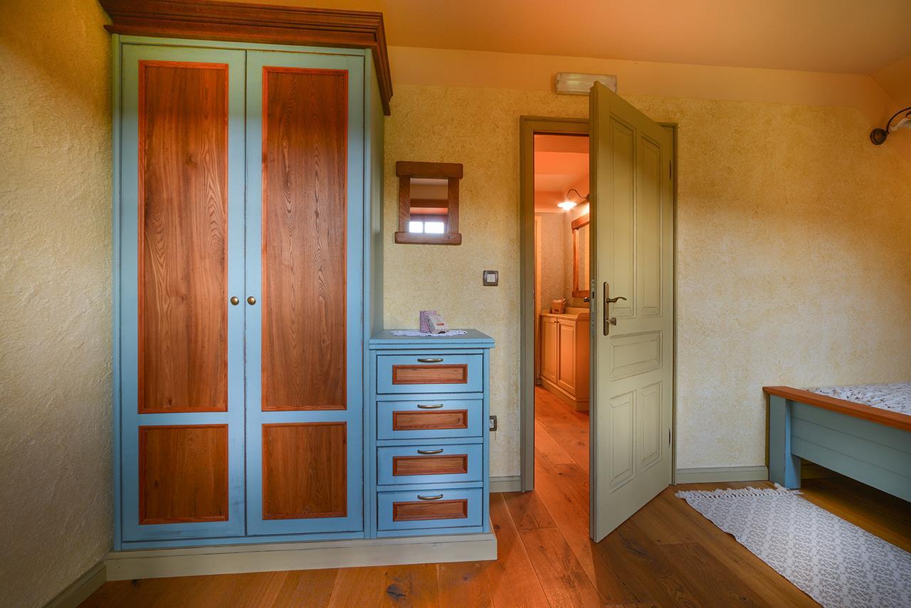 Villa Les With Hot Tub & Sauna Brežice Exteriör bild